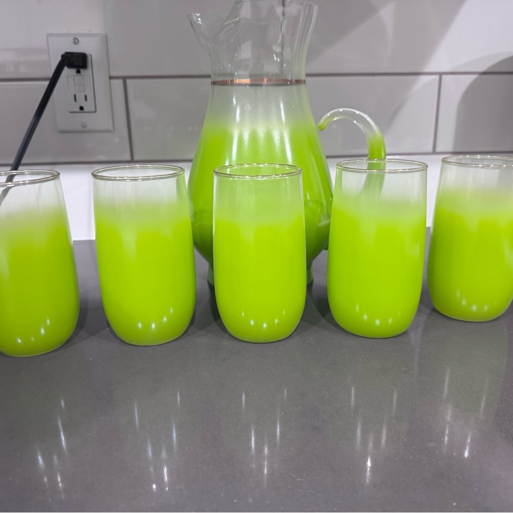 Green Blendo Glass Pitcher and Tumbler Set
